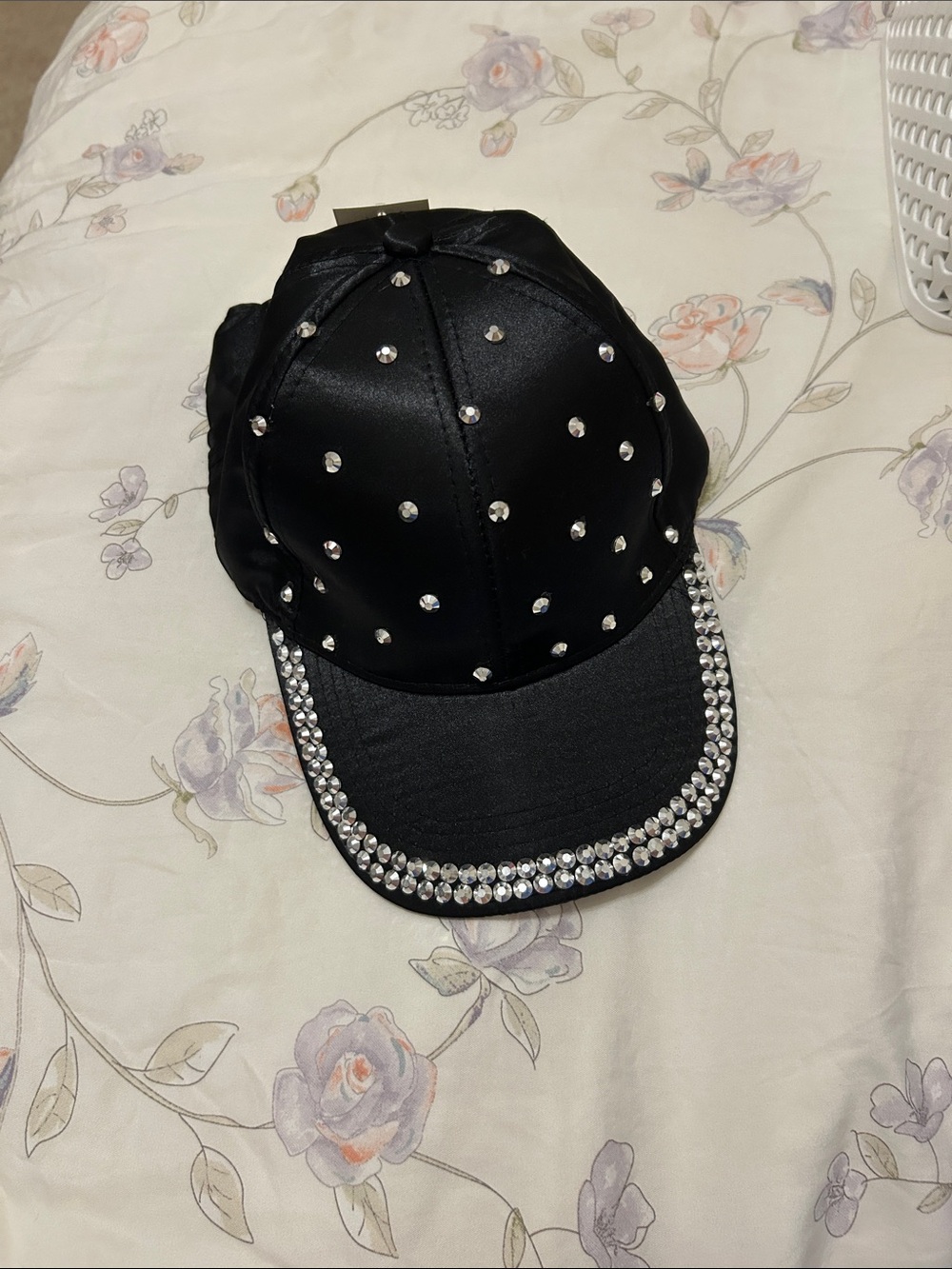 Y2K Black Rhinestone-Embellished Satin Baseball Cap